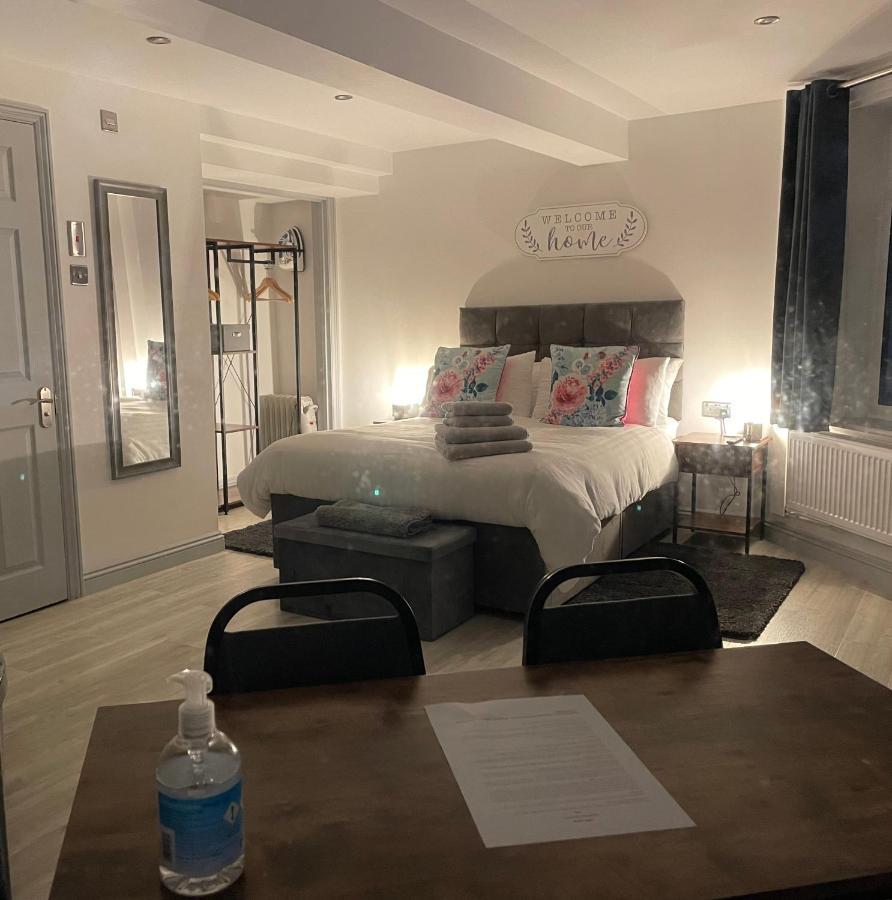 Stunning Contemporary 1 Bedroom En-Suite Annexe プリマス エクステリア 写真