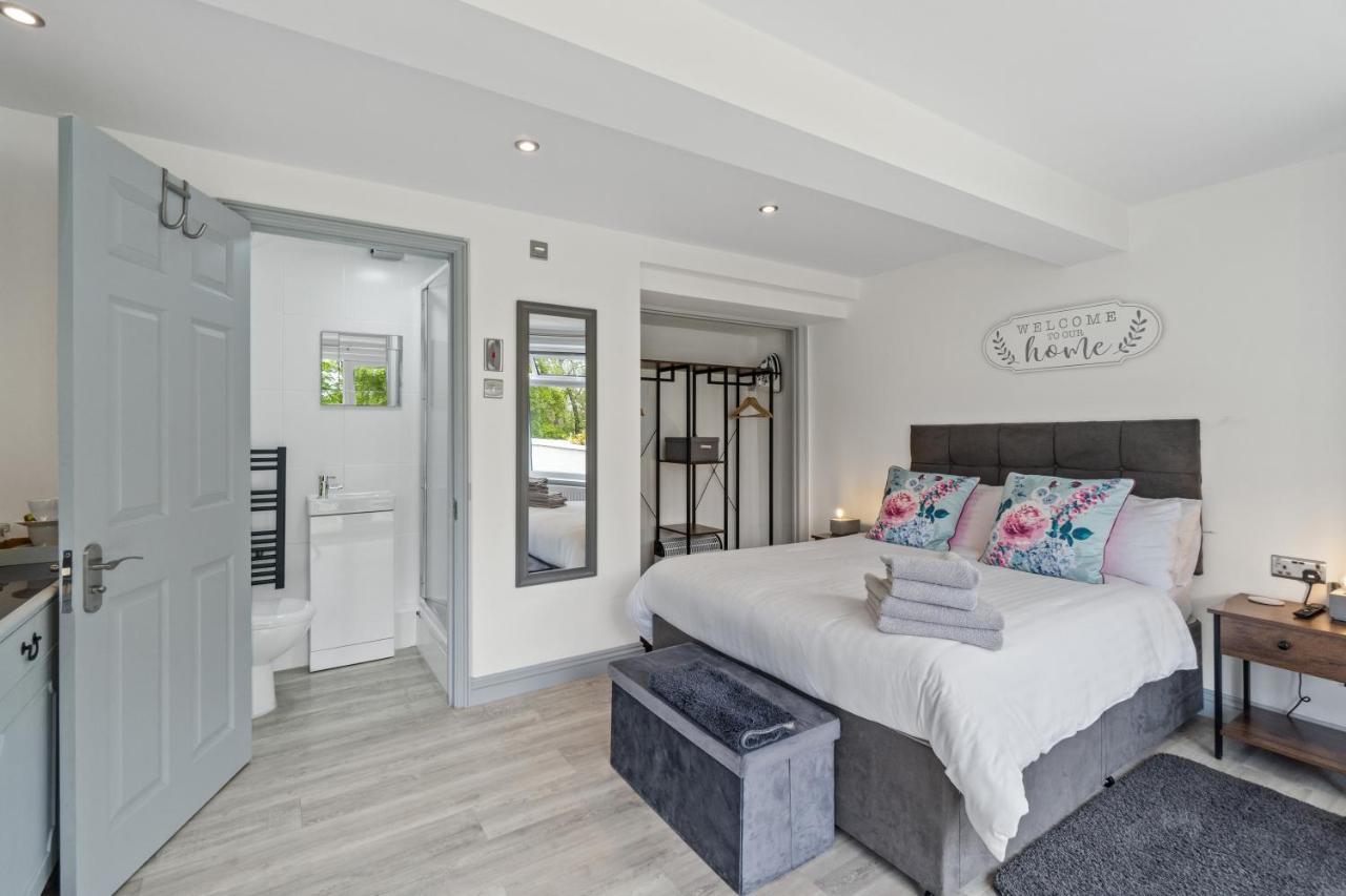 Stunning Contemporary 1 Bedroom En-Suite Annexe プリマス エクステリア 写真
